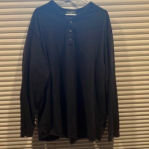 Eddie Bauer 4xlt henley 3 button shirt.  Heavy cotton construction.  Very nice